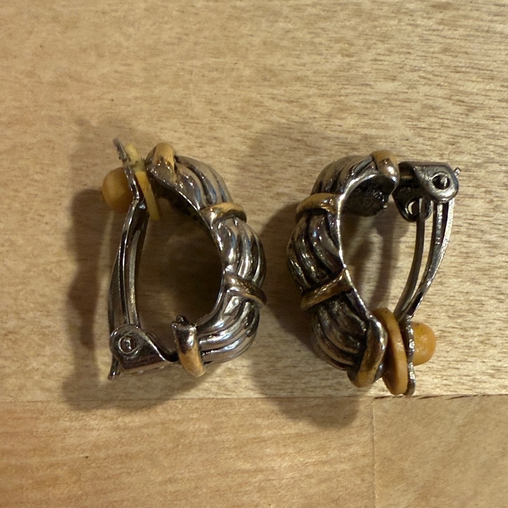 Vintage Clip On Earrings